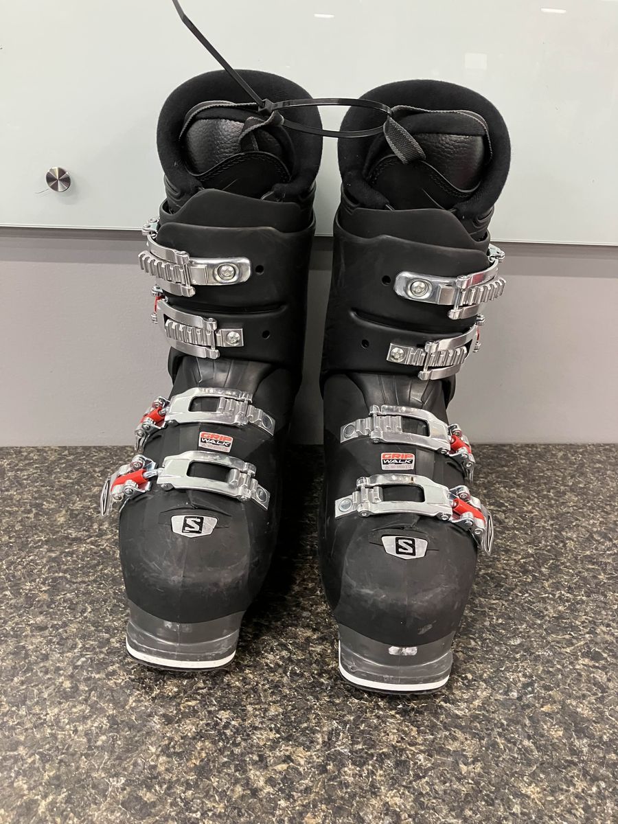 Used Salomon Distance 60 Ski Boot - 26.5MP