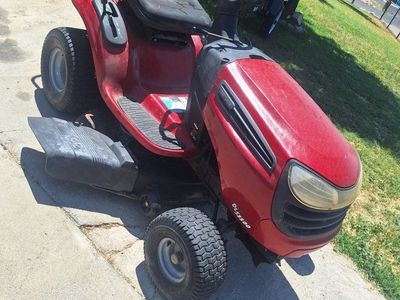 Craftsman DLS 3500 Automatic 42" Deck Riding Lawn Mower - Red, Used