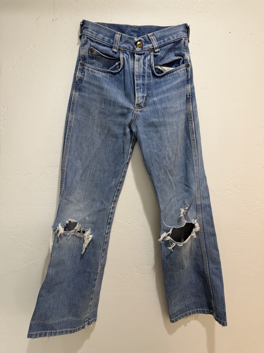 Late 1970’s early 80’s Wrangler vintage girls pants!!! Pretty good shape for how old they are.