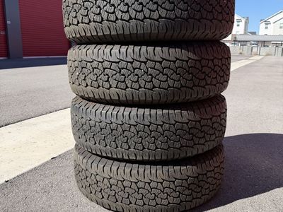 265/70R17 Bfgoodrich Trail Terrain Almost New