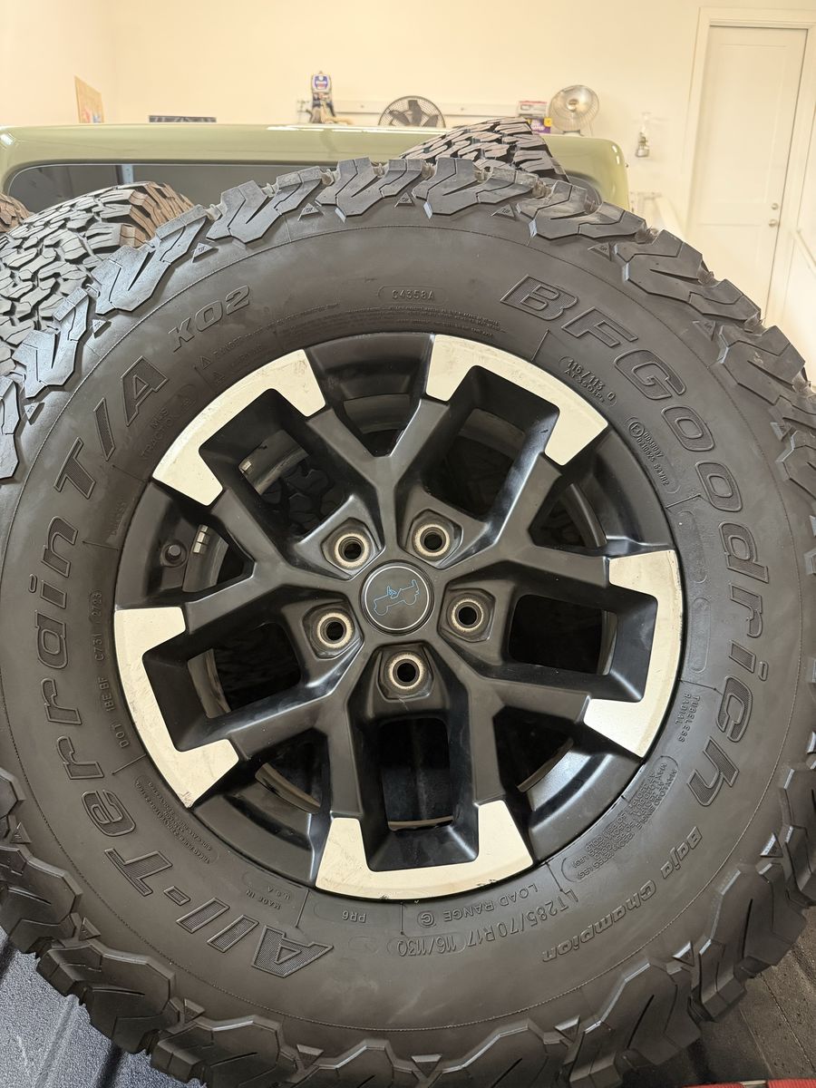 Jeep Wrangler Stock Tires and Wheels