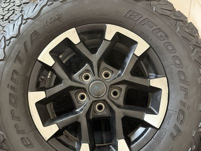 Jeep Wrangler Stock Tires and Wheels
