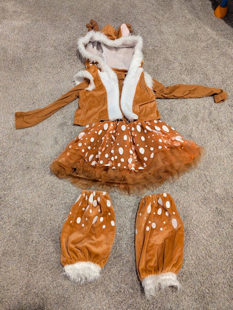 Girls deer costumes