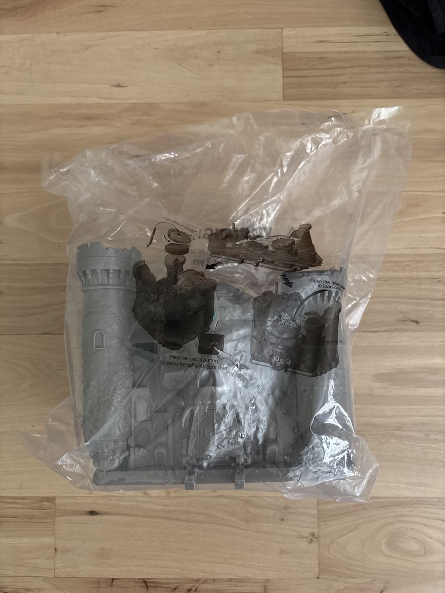 Main image 4