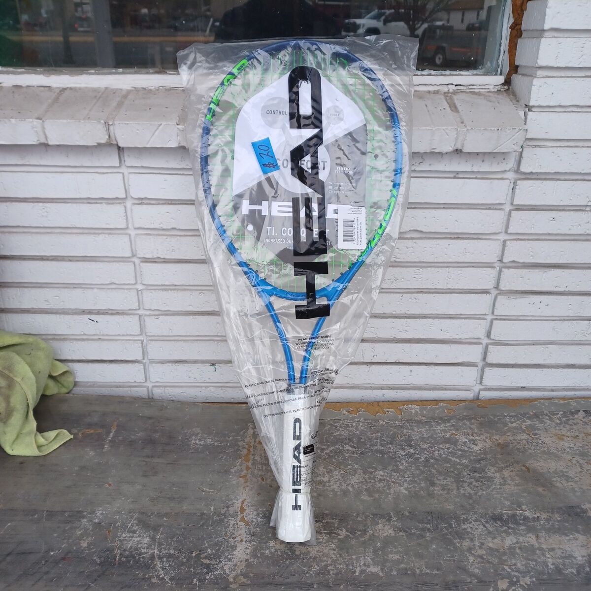 Head tennis racquet