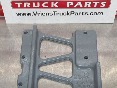 Used Peterbilt 379 Left Upper Hood Pivot, Part # 13-04286L