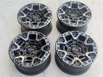 Ford F150 Raptor R Rims 17” New takeoffs