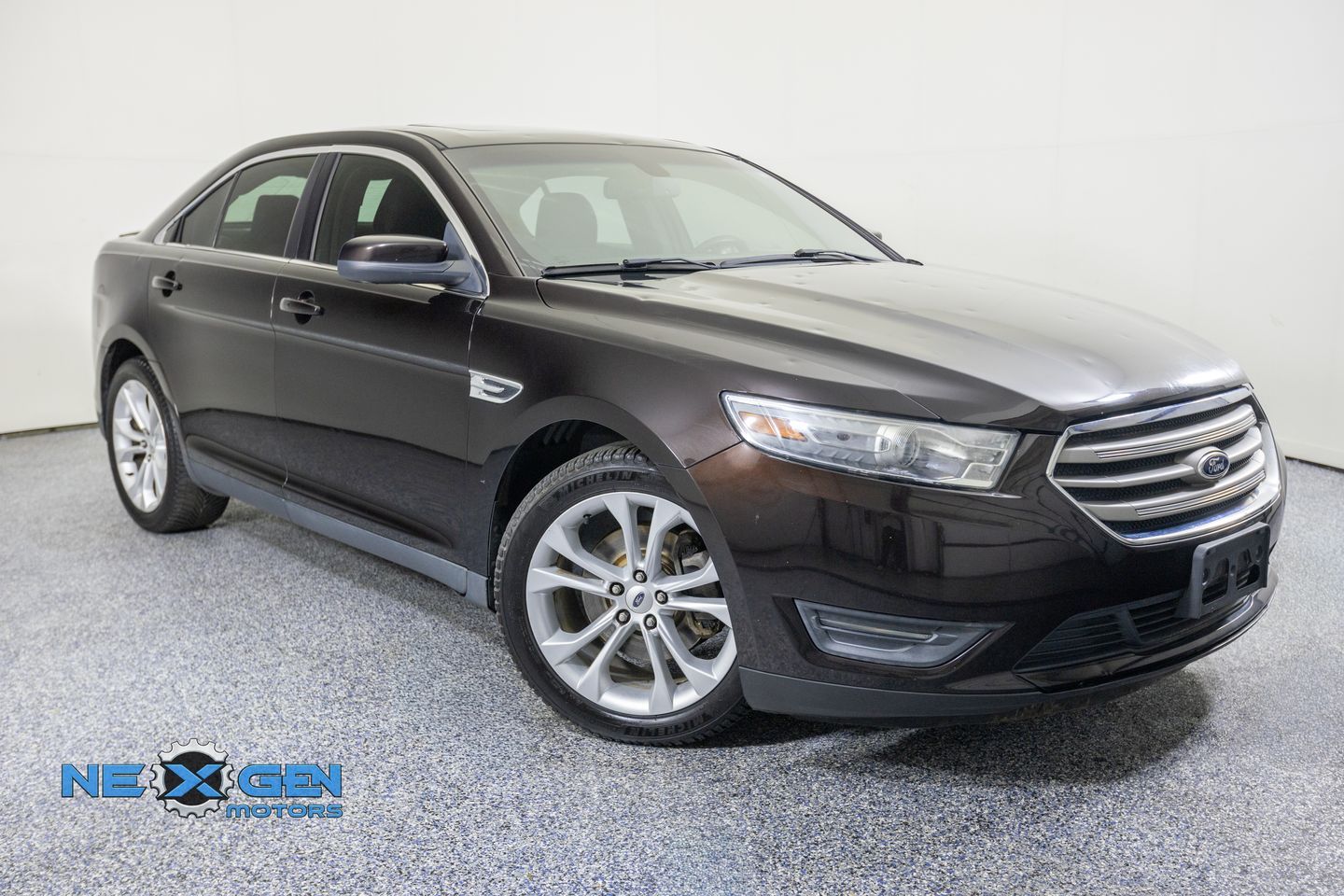 2013 Ford Taurus SEL