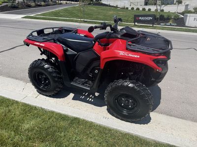 Like new Can-Am Outlander 700 street legal! Only 78 miles!