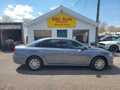 2014 Volkswagen Passat 1.8T S