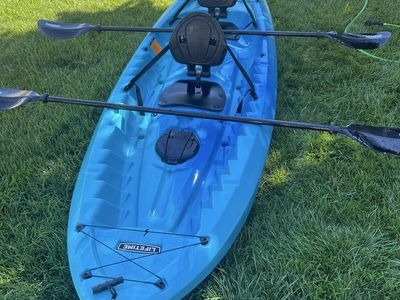 Lifetime Envoy 100 2-Person Sit-on-Top Kayak with Paddles, Blue