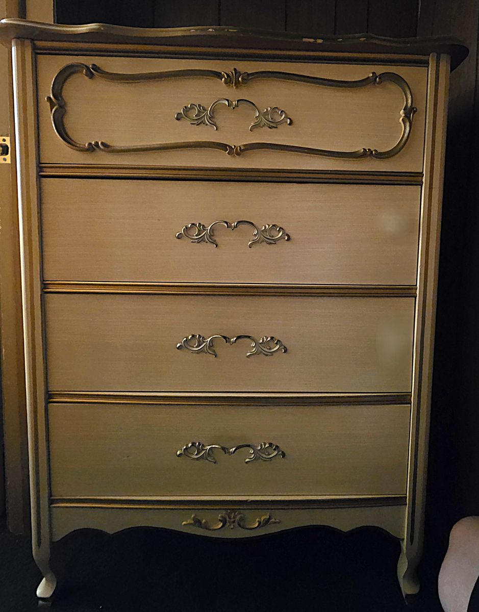 Main image 3
