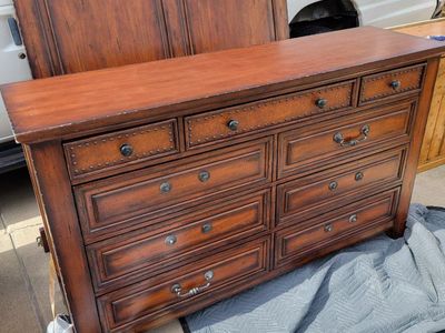 Gorgeous queen bed frame and matching dresser