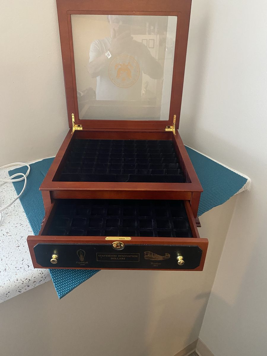 Wooden Display Case for Coins/Collectibles with Glass Top & Velvet Interior, Eagle & Stars Motif