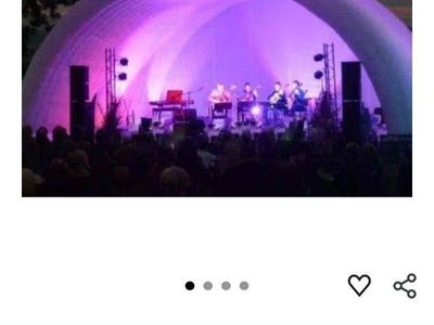 Inflatable party arch