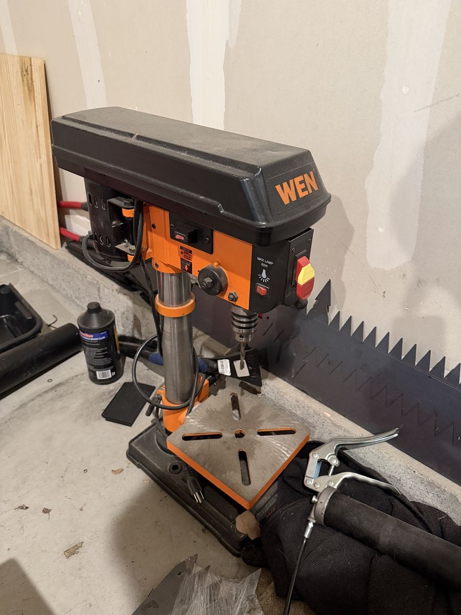 WEN 4208 8-Inch 5-Speed Drill Press - Benchtop Power Tool for Woodworking