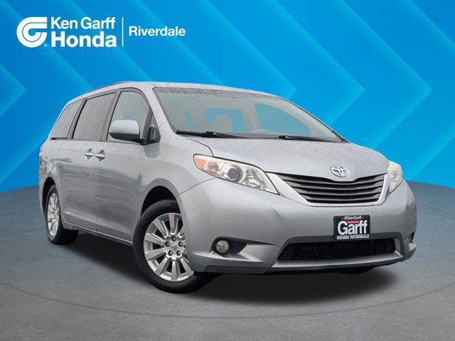 2011 Toyota Sienna XLE 7-Passenger