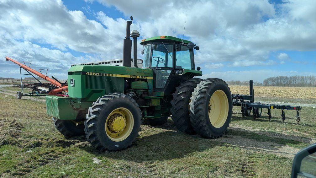 John Deere 4850