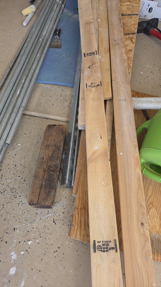 Few EMT electric pipes
