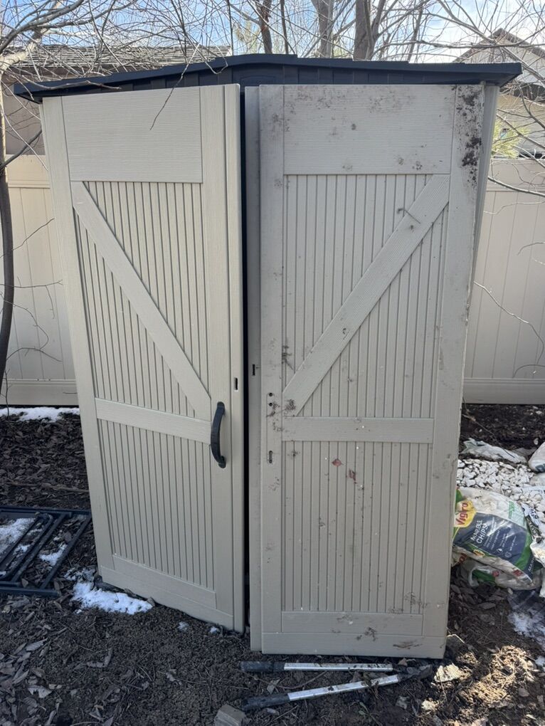 Rubbermaid Shed