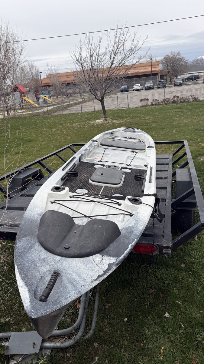Ascent 128t fishing kayak, Paddles,and Accessories