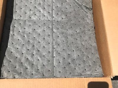 Oil absorbent pads for spills and misc Car repair