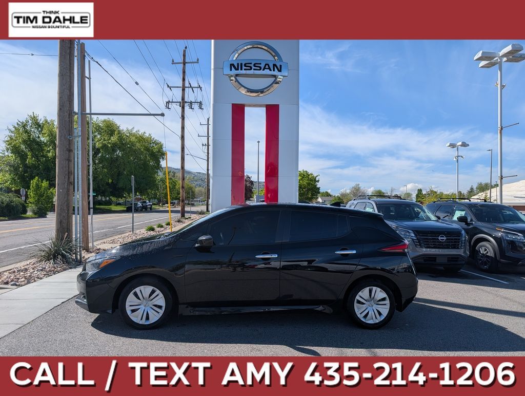 2023 Nissan Leaf SV PLUS