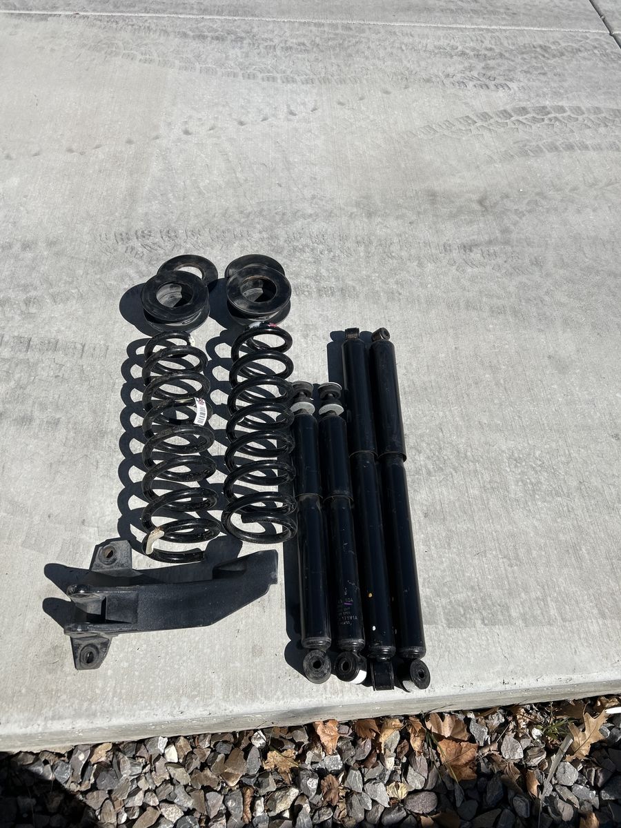 Ford Super Duty F250\F350 ReadyLift Leveling Kit