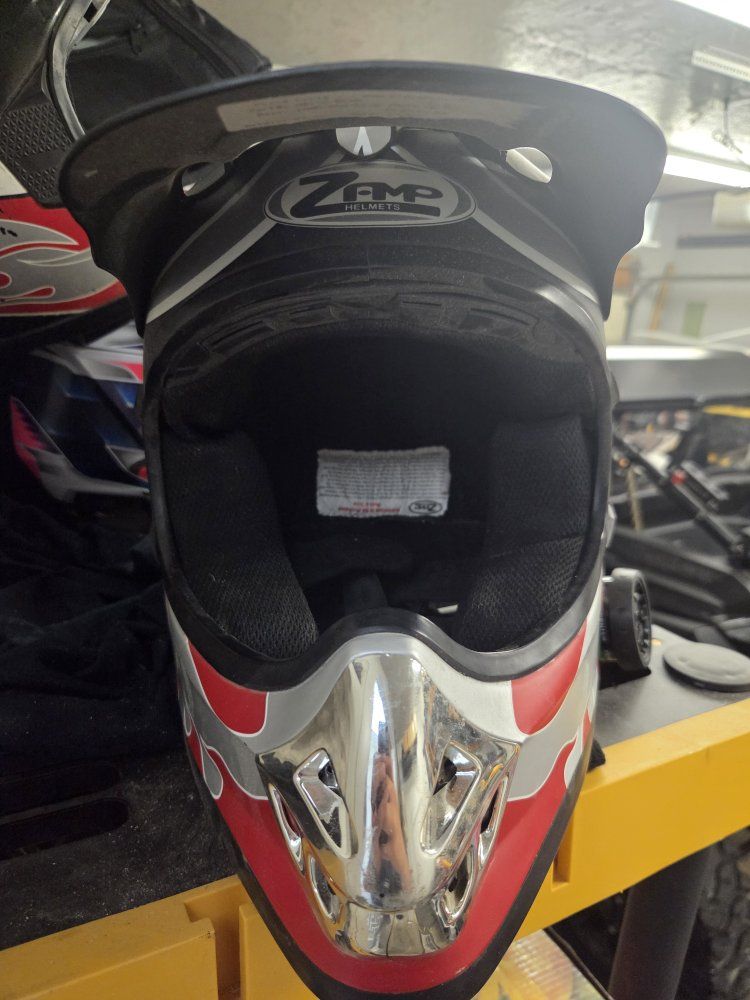 Zamp Z FT-2 Youth Medium Full Face Off-Road Dirt Bike Helmet - Black/Red Flame Graphics