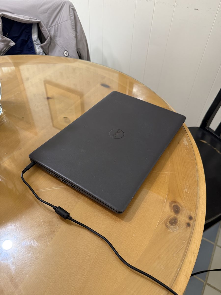 Dell Inspiron Laptop (2021) – Works Great