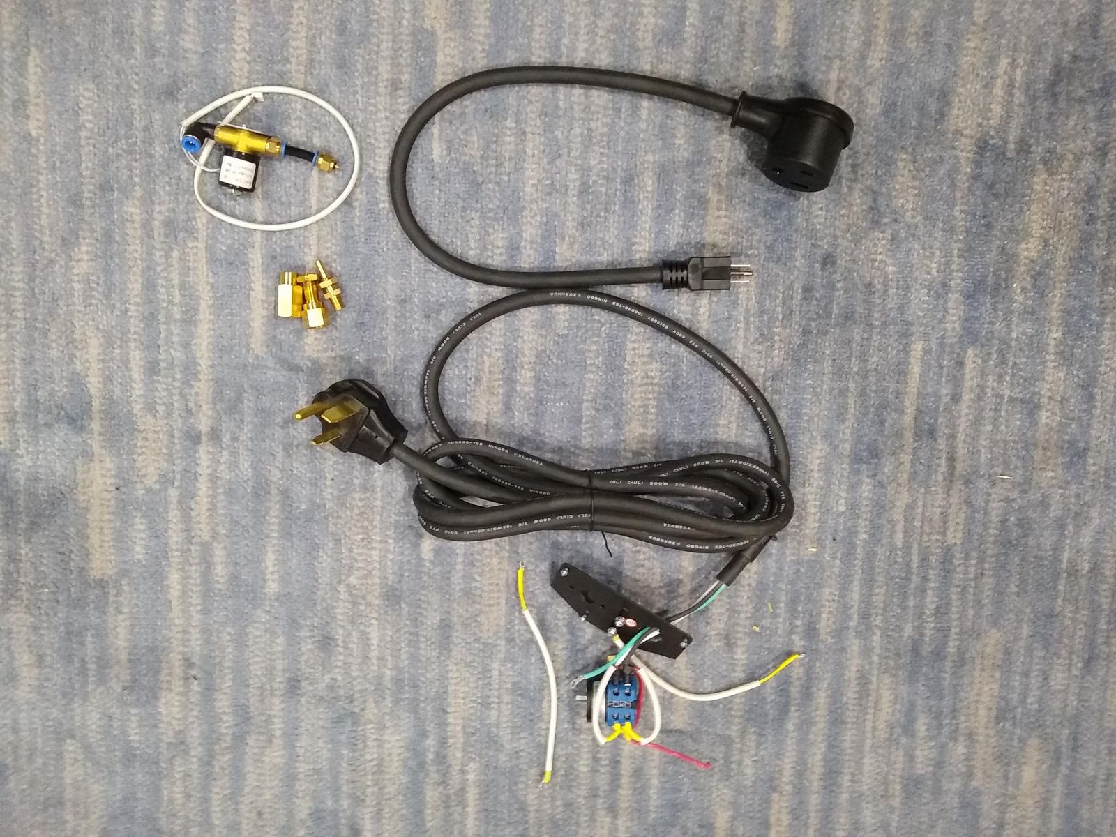 Main image 6