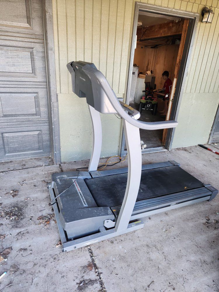 Free Treadmill