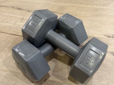 Pair of 5 lb Vinyl Coated Hex Dumbbells