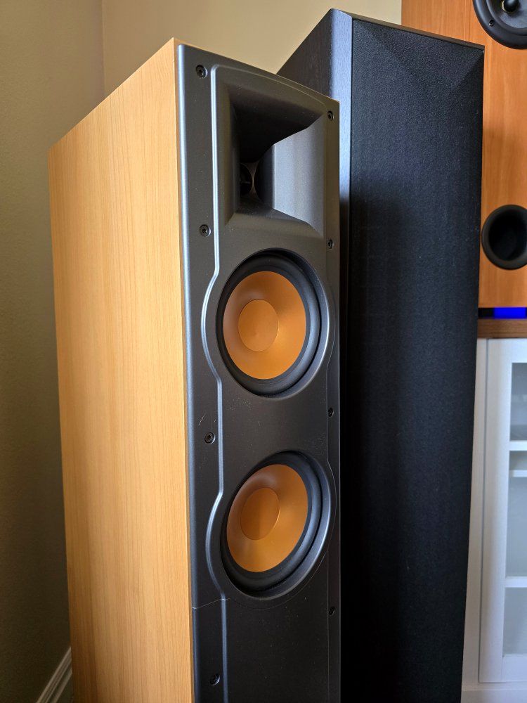 Klipsch RF-15 Cherry Wood Finish Floorstanding Speakers