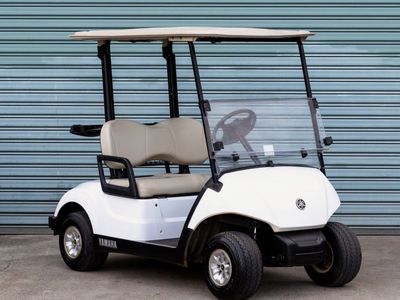 Yamaha G29 2 and 4 Seater Golf Carts- White, Used - Excellent Condition