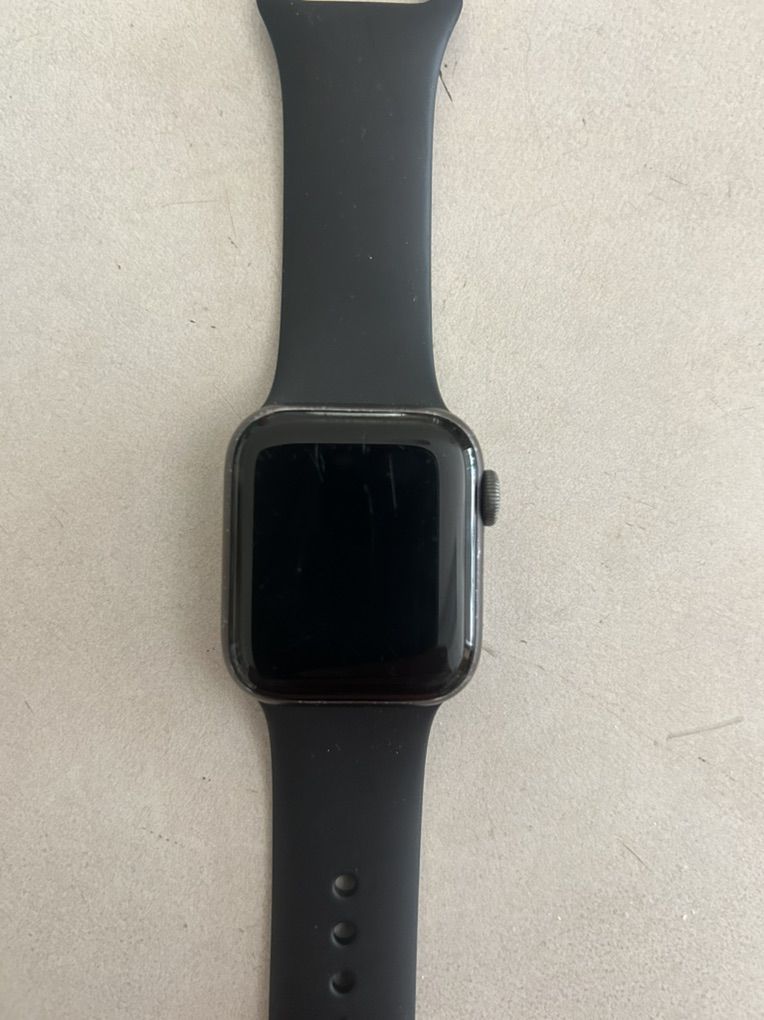Apple Watch Series 5, 40mm