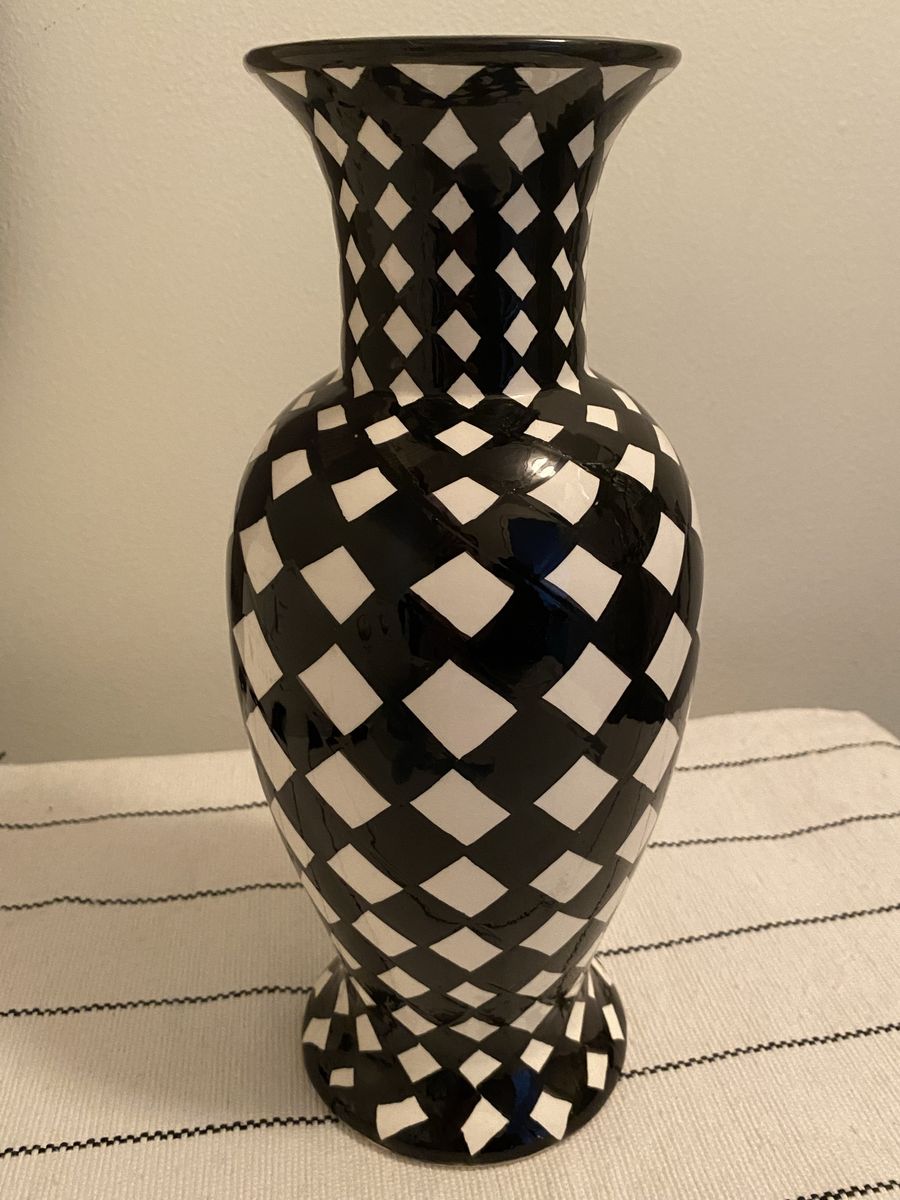 Black & White Harlequin Checkered Vase - Large Decorative Ceramic Flower Holder
