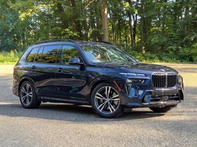 2024 BMW X7 xDrive40i