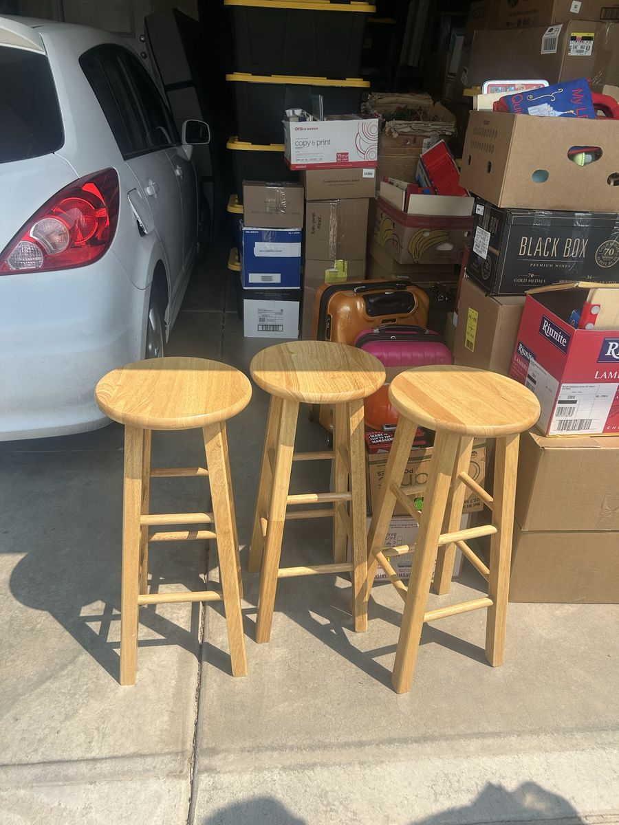 Set of 3 Solid Light Oak Round Wooden Bar Stools