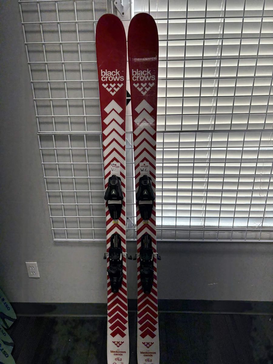 Black Crows Camox 175cm Skis w/ Atomic Strive 13 GW Demo Binding - Lightly 2026