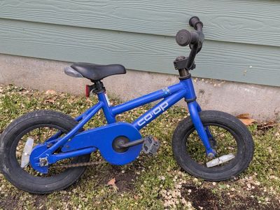REI Co-op kids bike in good condition. 12 inch size, perfect for toddlers learning to ride.