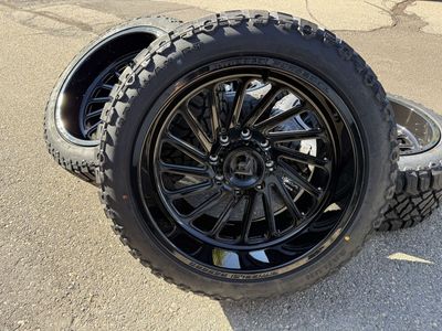 22x12 Forged Fittipaldi FTF503 8 Lug 8x180 33” Sailun R/T 33x12.50R20 Chevy GMC 2500 / 3500