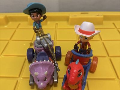 Dino Ranch Action Figures