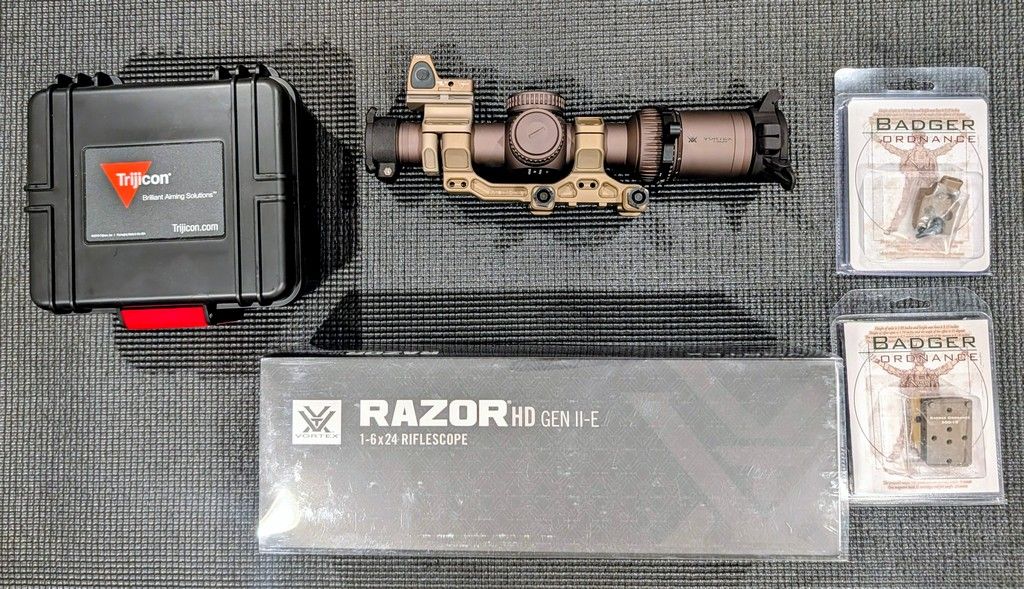 Like new Vortex Razor 1-6 Gen IIe in a Badger Ordanance C1 mount with 3.25 MOA RMR (RM06)