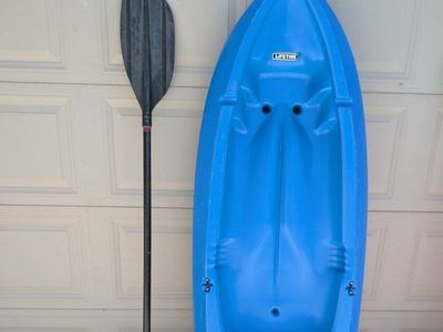 Lifetime Wave Kayak