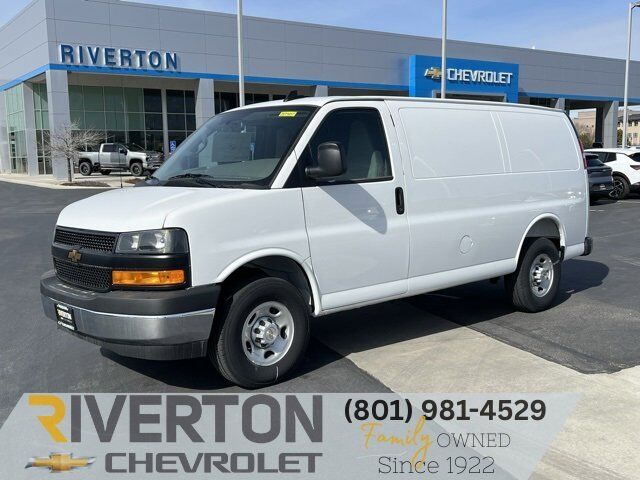 2025 Chevrolet Express 2500