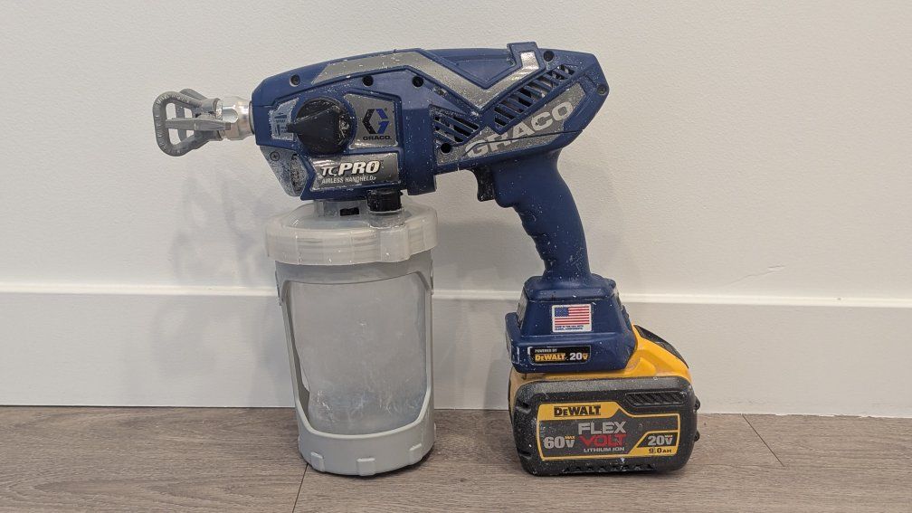 GRACO TC PRO Cordless Airless Paint Sprayer with 2 Dewalt Batteries (New $979)