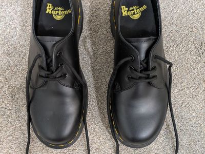 1461 BEX Doc Martens