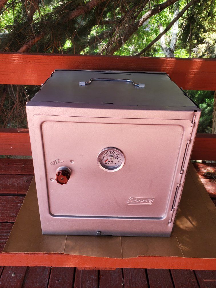 Portable Coleman camp oven