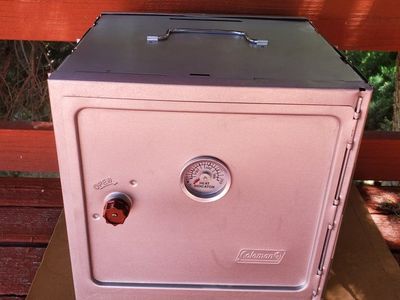 Portable Coleman camp oven